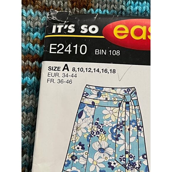 Simplicity Sewing pattern 2410 skirt midi A line size 8-18 - Picture 2 of 5